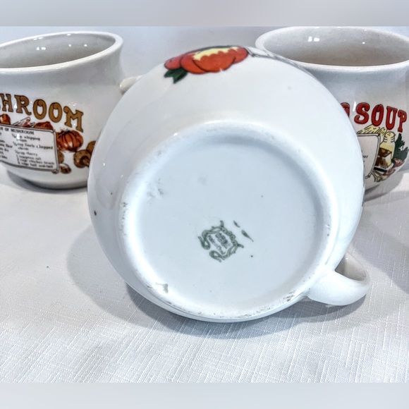 Vintage Soup Recipe Soup Cups Tomato and Mushroom - Picture 5 of 13